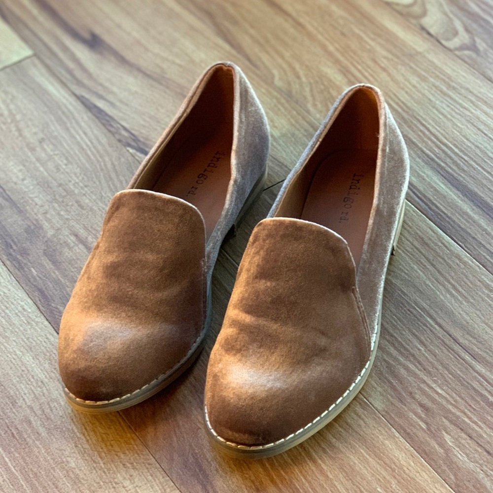 Indigo Rd. | Hani2 | Velour Loafer | 6M